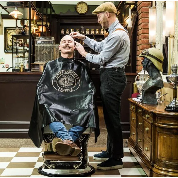 Luxusné Barber pláštenka Captain Fawcett